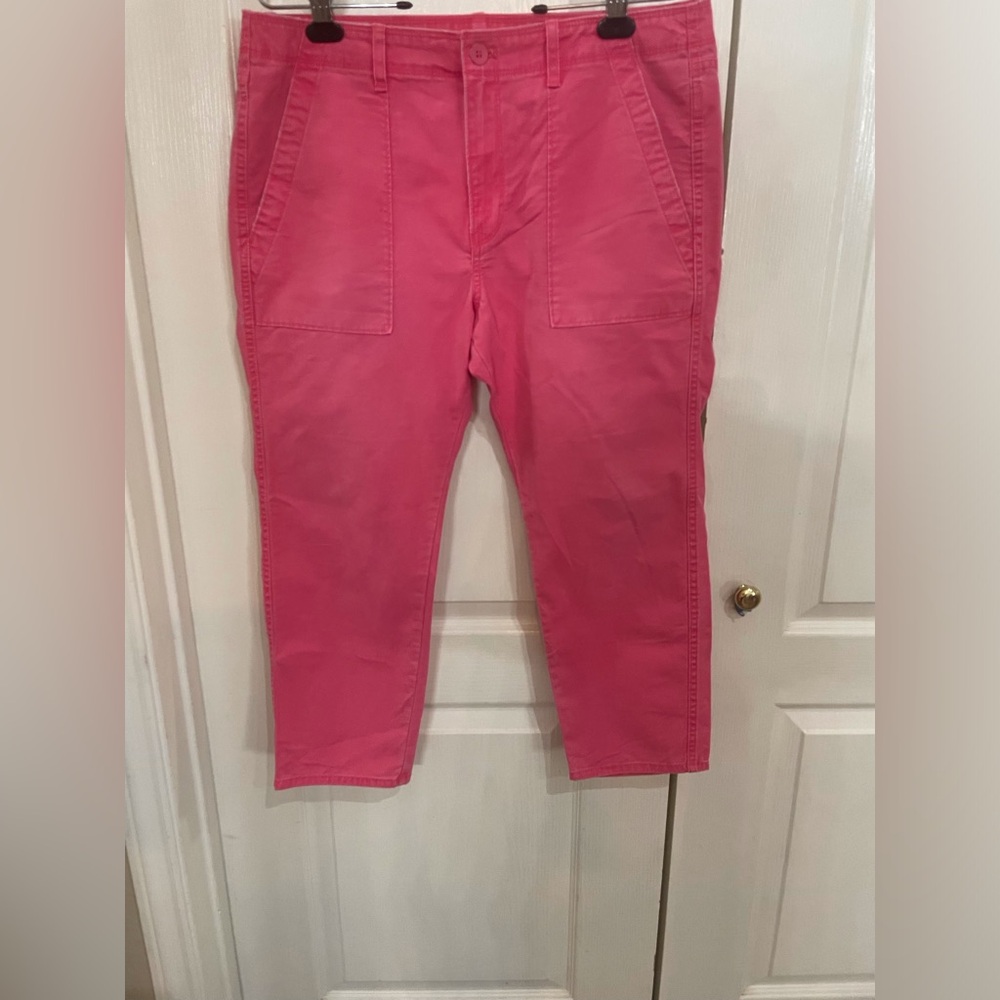 GAP Vibrant Pink Cropped Pants